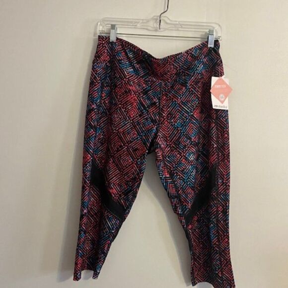 Marika Striking Blue Activewear capri's, size XL - Picture 1 of 3